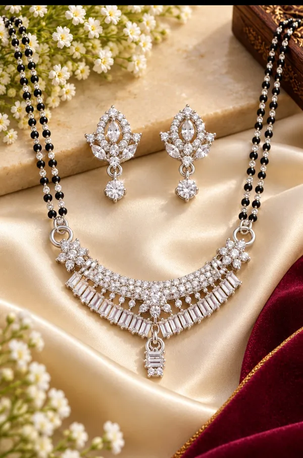 Silver_Tone_Crystal_Necklace_Set_for_Women