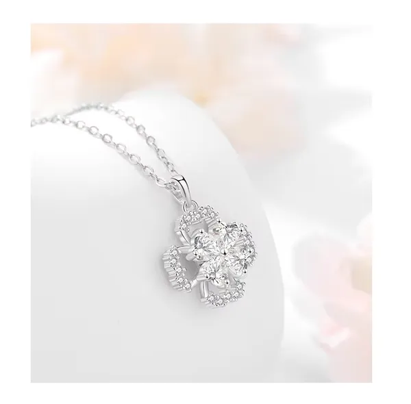Silver_Tone_Four-Petal_Floral_Pendant_Necklace_For_Women