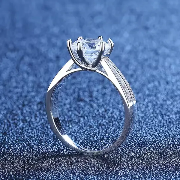 Silver_S925_Moissanite_Solitaire_Ring_For_Women