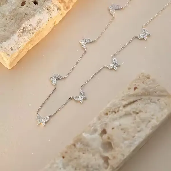 Silver_Butterfly_Motif_Chain_Pendant_Necklace_For_Women