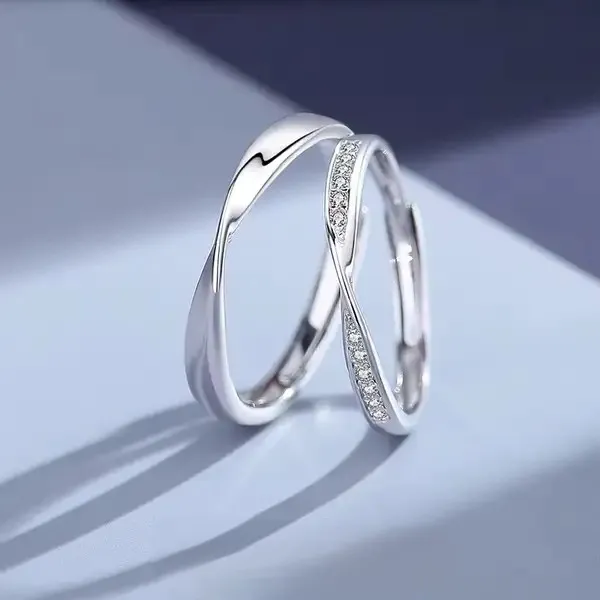Silver_Tone_Mobius_Twist_Couple_Ring_Set_For_Couples_Pack_Of_2