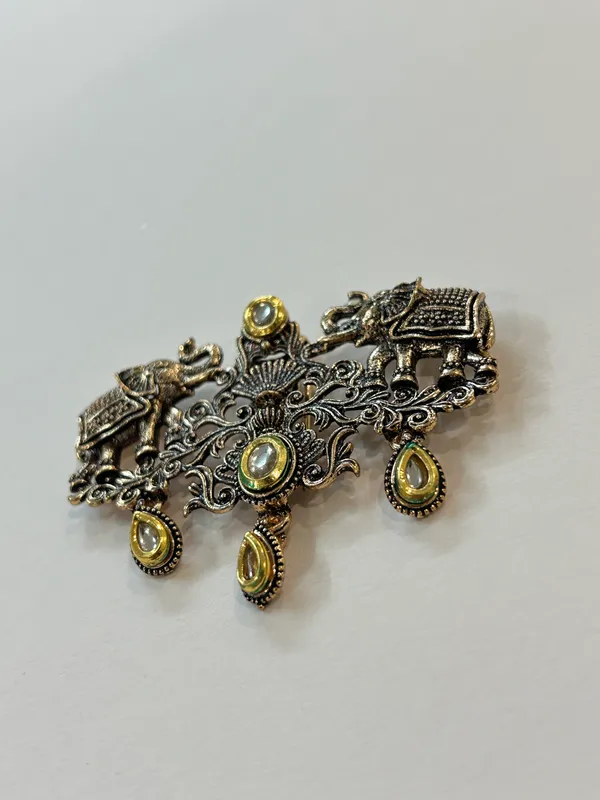 Antique_Gold_Elephant_Motif_Brooch_for_Women