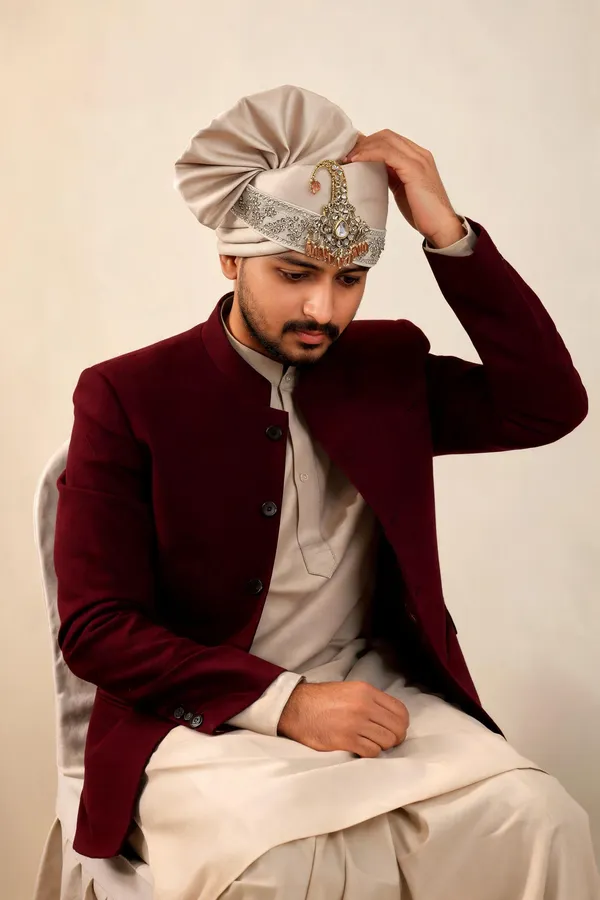 Rose_Gold_Embellished_Hand_Tied_Groom_Safa