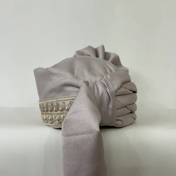 LEVENDER_EMBELLISHED_HAND_TIED_GROOM_SAFA