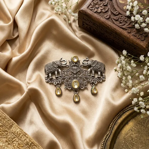 Antique_Gold_Elephant_Motif_Brooch_for_Women