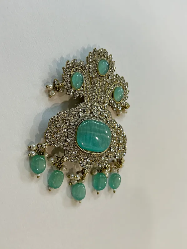 Green_Stone_Studded_Chandelier_Earrings_for_Women