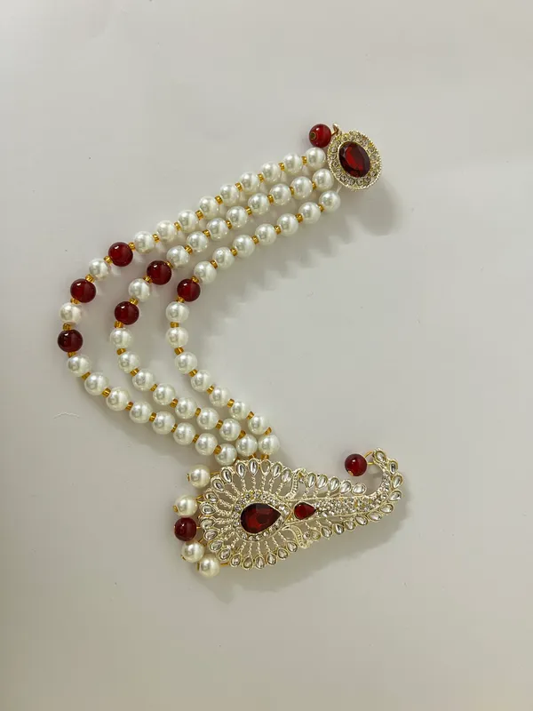 Layered_Pearl_And_Maroon_Stone_Kalgi