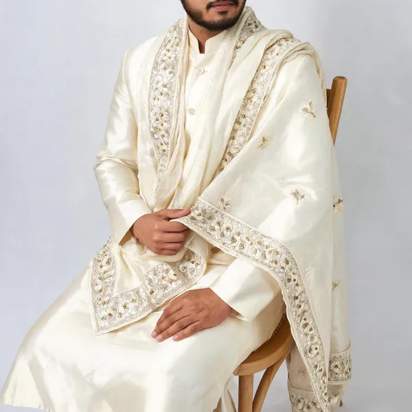 Ivory_Silk_Embroidered_Dupatta_For_Groom