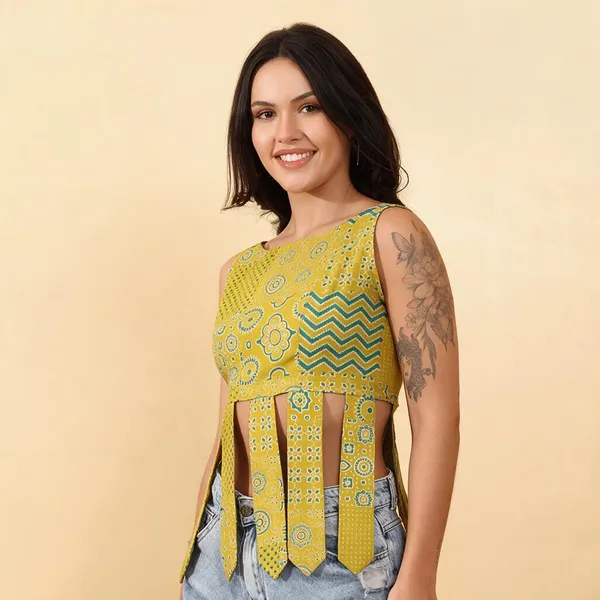 Yellow_Cotton_Sleeveless_Crop_Top_For_Women