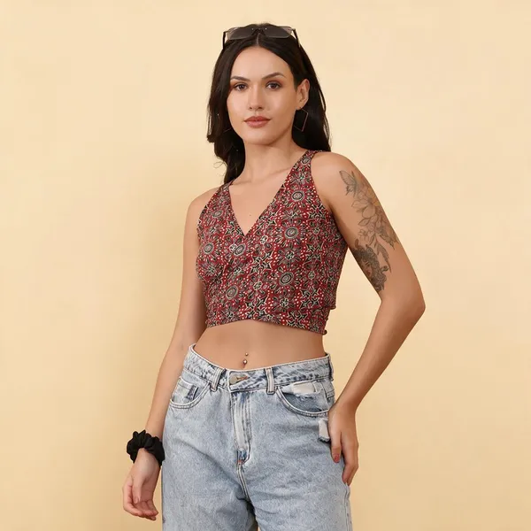 Red_Cotton_Sleeveless_Crop_Top_For_Women