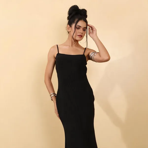 Black_Cotton_Slim_Fit_Maxi_Dress_For_Women