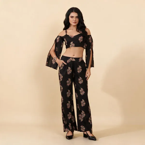 Black_Cotton_Floral_Print_Crop_Top_And_Palazzo_Set_For_Women