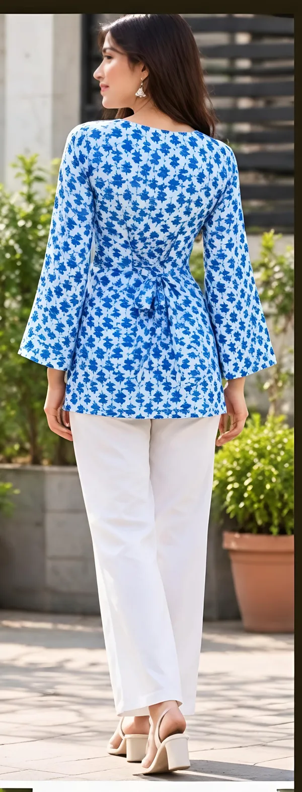 Blue_Cotton_Floral_Print_Straight_Kurta_For_Women