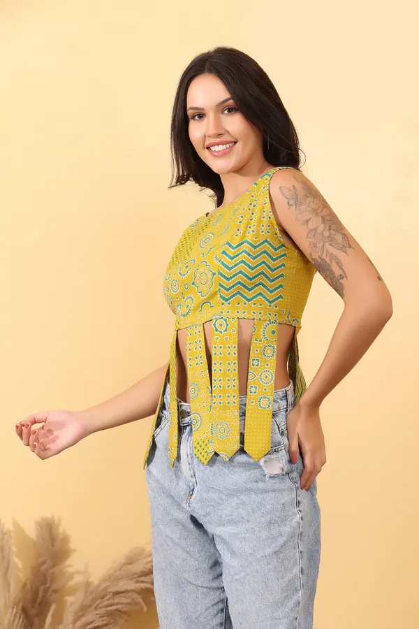 Yellow_Cotton_Sleeveless_Crop_Top_For_Women