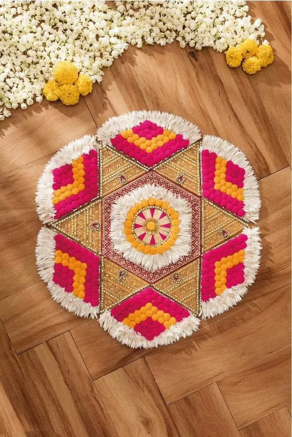 Handcrafted_Festive_Geometric_Pattern_Rangoli
