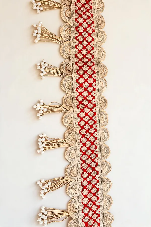 Red_Lace_Pearl_Tassel_Wall_Hanging_Decor