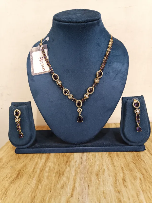 Black_Gold_Brass_Traditional_Necklace_And_Earrings_Set_For_Women