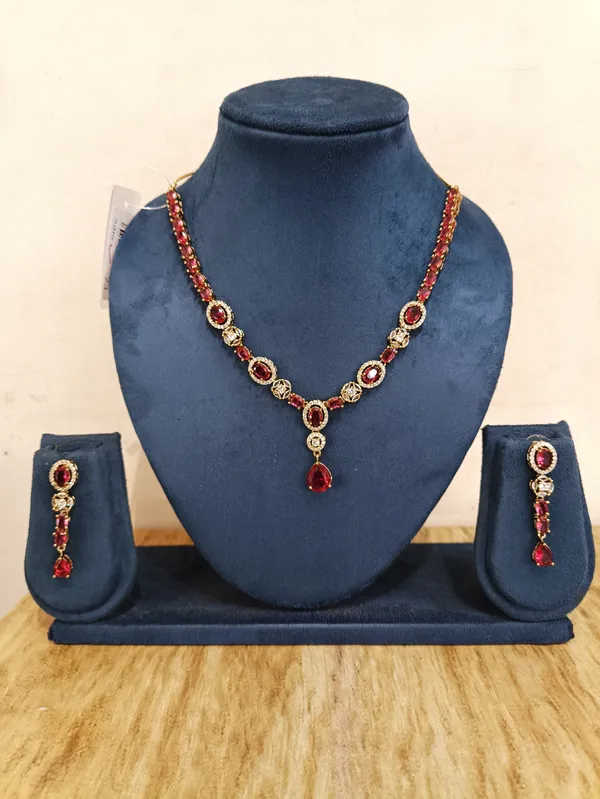 Red_Gold_Brass_Necklace_Set_For_Women