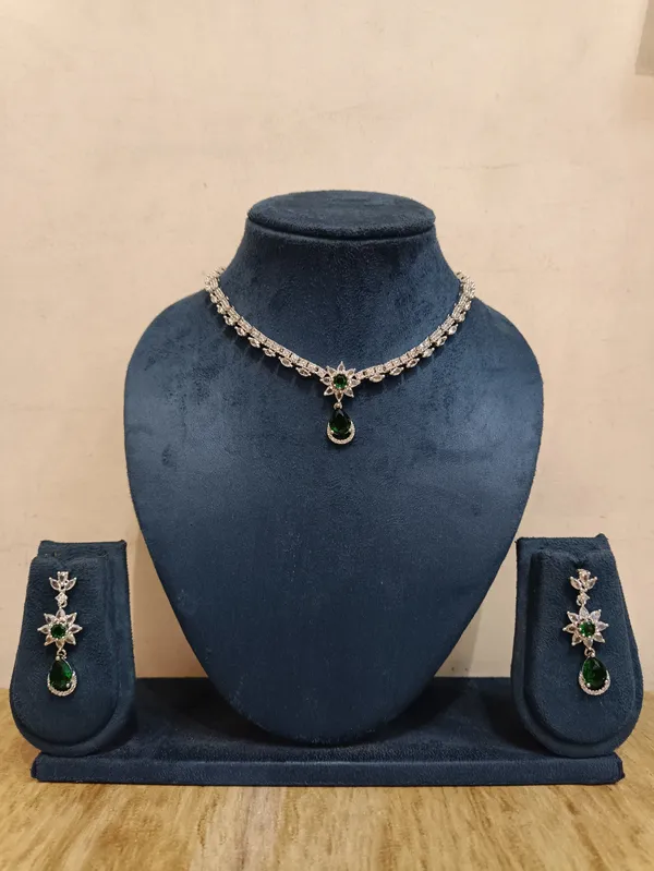 Gold_Brass_Green_Stone_Necklace_And_Earrings_Set_For_Women