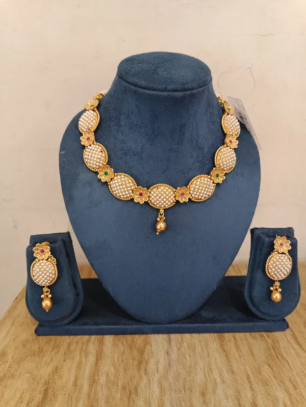 Gold_Brass_Pearl_Style_Necklace_And_Earrings_Set_For_Women