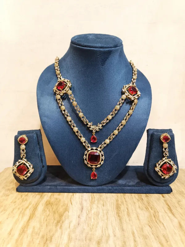 Gold_Brass_Red_Stone_Necklace_Set_For_Women