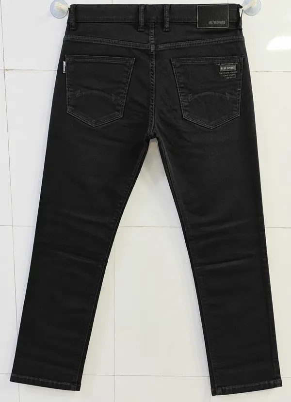 Nightshift_Straight_Fit_Jeans