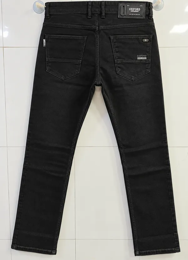 Blackout_Core_Straight_Fit_Jeans