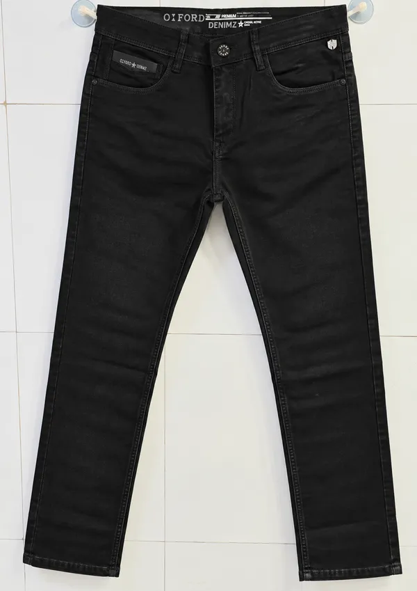 Nightshift_Straight_Fit_Jeans
