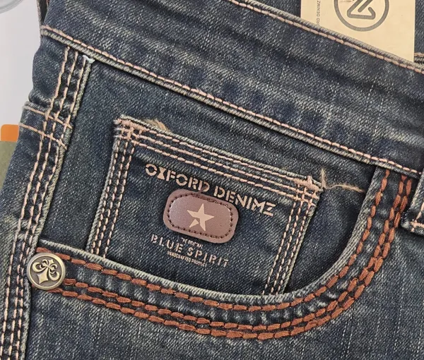 Desert_Relic_Vintage_Khaki_Straight_Fit_Jeans
