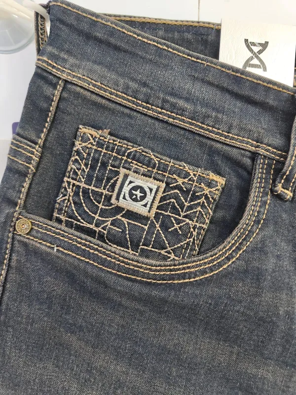Deep_Current_Slim_Fit_Jeans