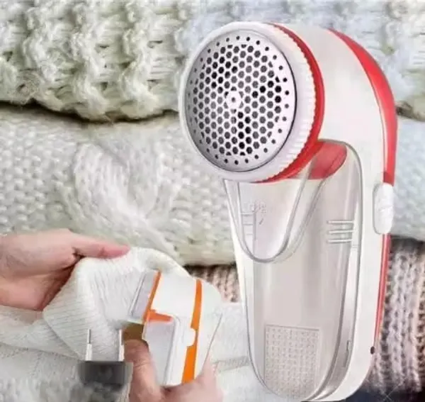 Red_And_White_Electric_Fabric_Lint_Remover