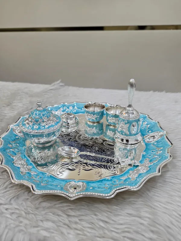 Metal_Traditional_Floral_Pattern_Pooja_Thali_Set