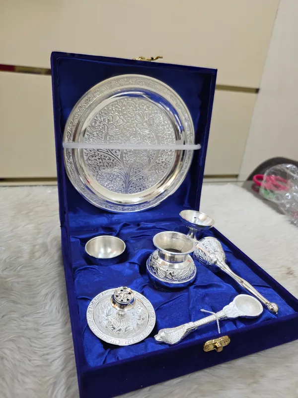 Silver-Tone_Traditional_Floral_Engraved_Pooja_Thali_Set
