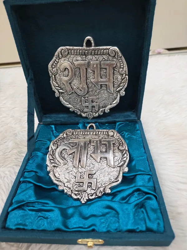 Silver-Tone_Auspicious_Religious_Wall_Hanging_Pair
