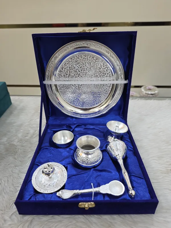 Silver-Tone_Traditional_Floral_Engraved_Pooja_Thali_Set