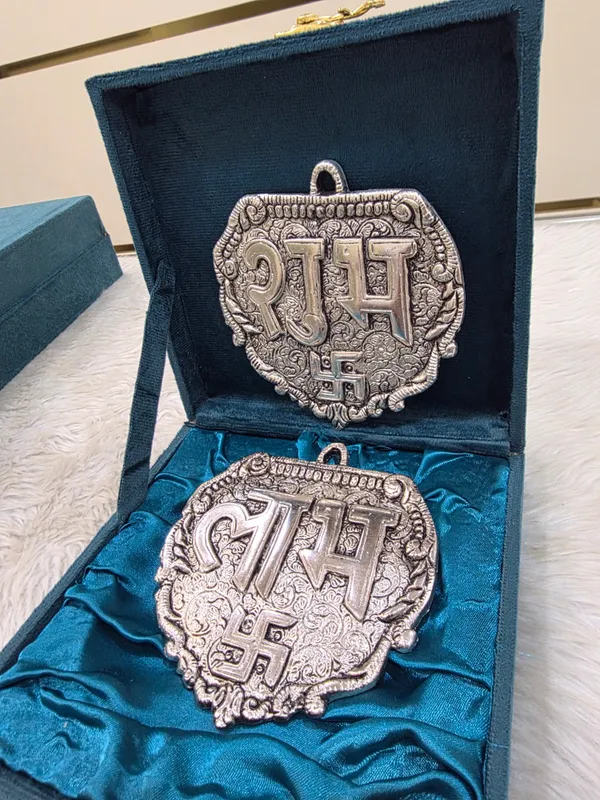 Silver-Tone_Auspicious_Religious_Wall_Hanging_Pair