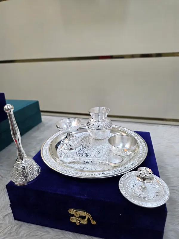 Silver-Tone_Traditional_Floral_Engraved_Pooja_Thali_Set