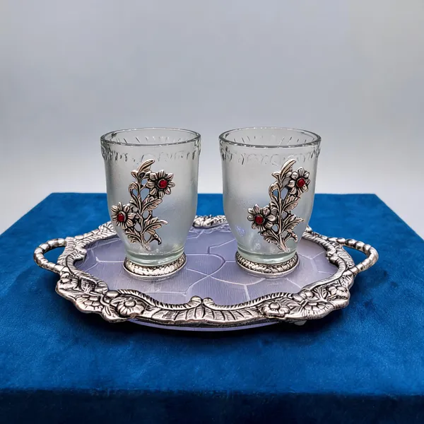 Metal_Floral_Ornate_Serving_Tray_Set_With_Two_Glasses
