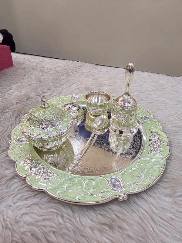 Metal_Traditional_Floral_Embossed_Pooja_Thali_Set