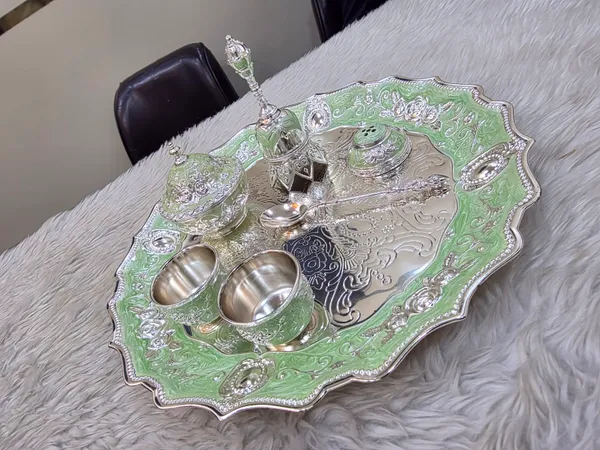 Metal_Traditional_Ornate_Pooja_Thali_Set