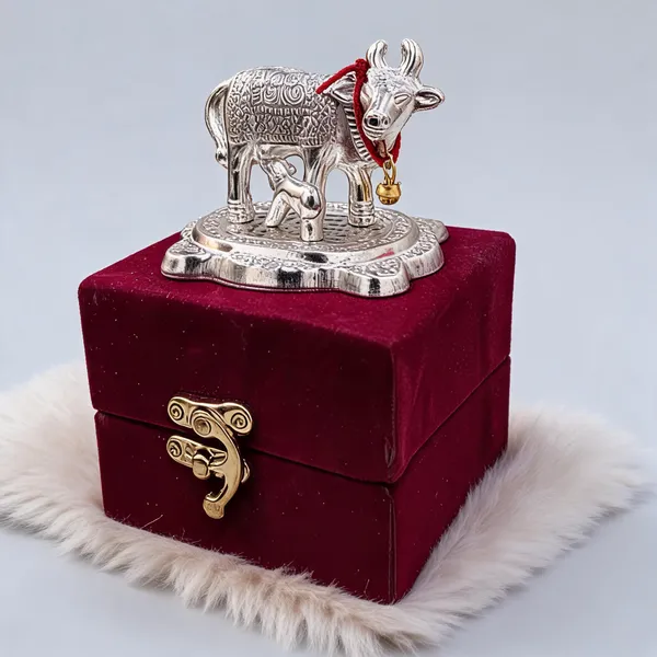Silver-Tone_Embossed_Cow_And_Calf_Religious_Idol