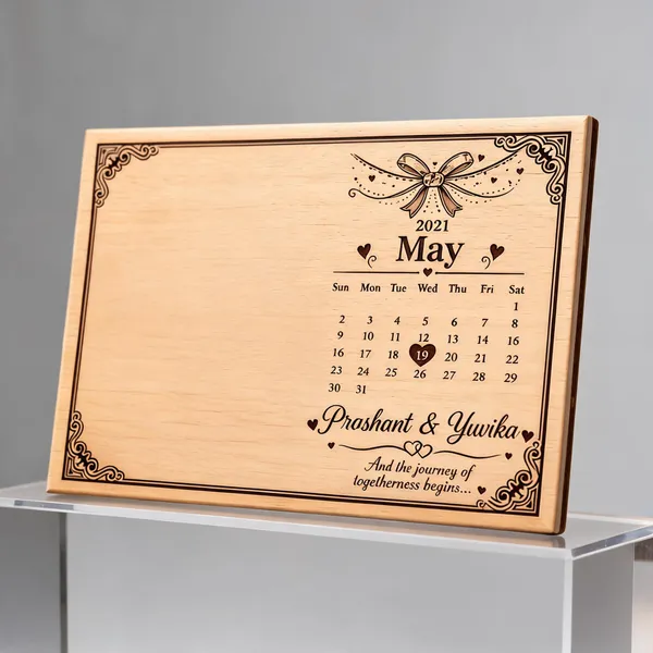 Natural_Wood_Tabletop_Standee__For_Gifts