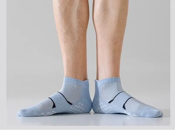 Multicolor_Cotton_Ankle_Grip_Socks_For_Men