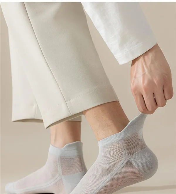 Multicolor_Cotton_Knit_Ankle_Socks_For_Men