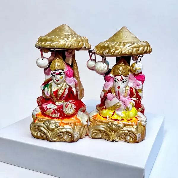 Multicolor_Clay_Lakshmi_Ganesh_Idol_Set_For_Puja_(Pack_of__2_)