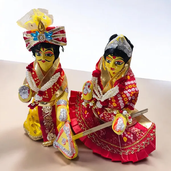 Multicolor_Clay_Gangaur_Idol_Pair_For_Wedding_(Pack_of__2_)