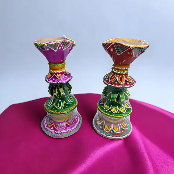 Multicolor_Clay_Diya_Stand_For_Puja_(Pack_of__2_)