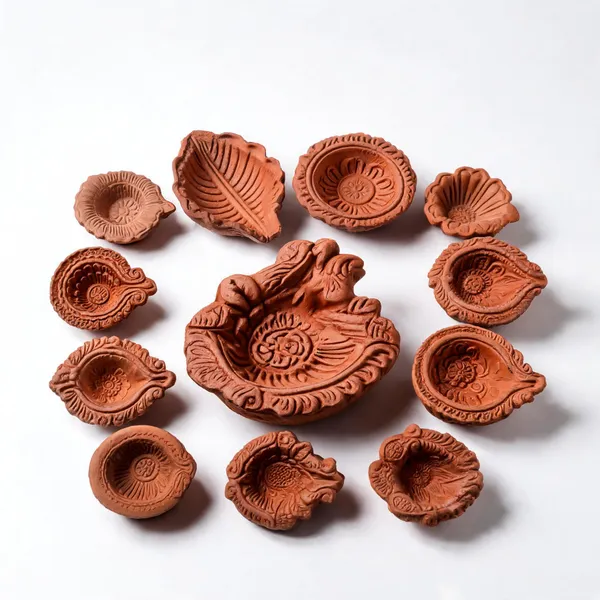 Multicolor_Clay_Terracotta_Diya_Set_For_Puja_(Pack_of__3_)