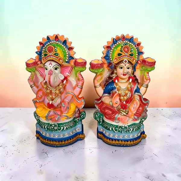 Multicolor_Clay_Lakshmi_Ganesh_Idol_Set_For_Puja