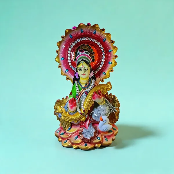 Multicolor_Clay_Saraswati_Idol_For_Puja